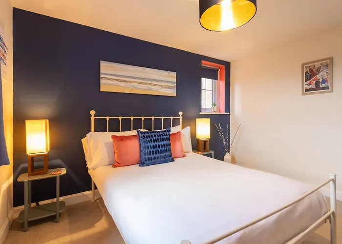 Host & - The Sanctuary Apartment Whitby