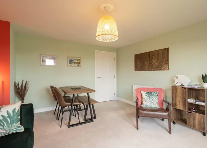 Host & - The Sanctuary Apartment