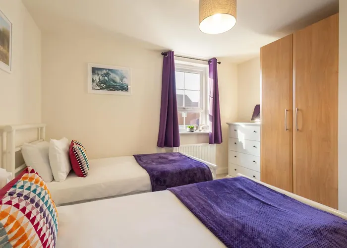 Host & - The Sanctuary *